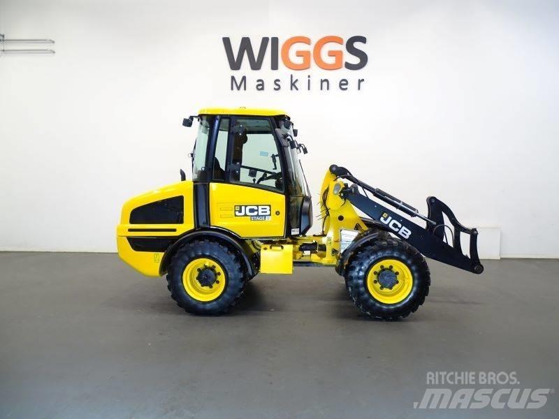 JCB 407 Gumikerekes homlokrakodók