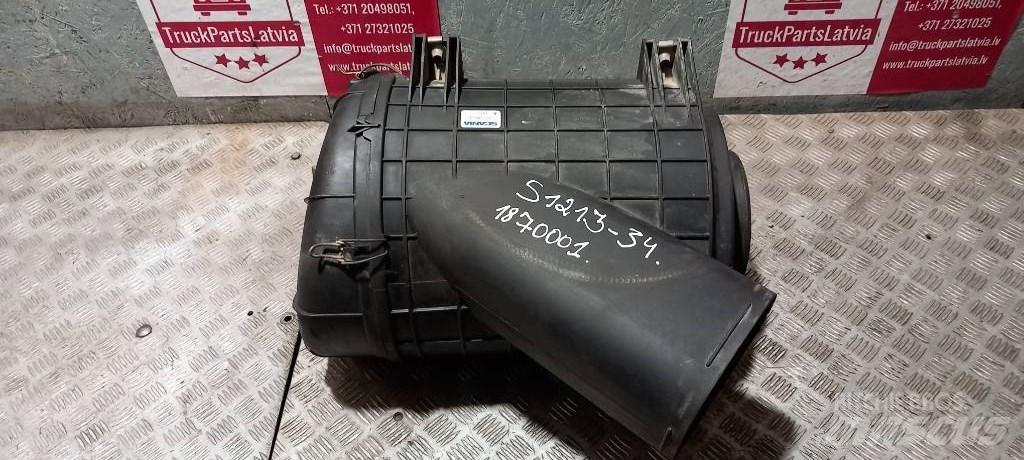 Scania R 440 1870001 Vezetőfülke és belső tartozékok