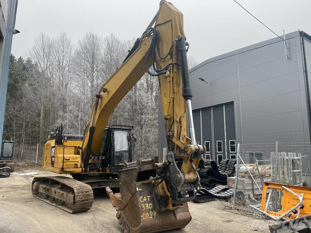 CAT 330 Lánctalpas kotrók