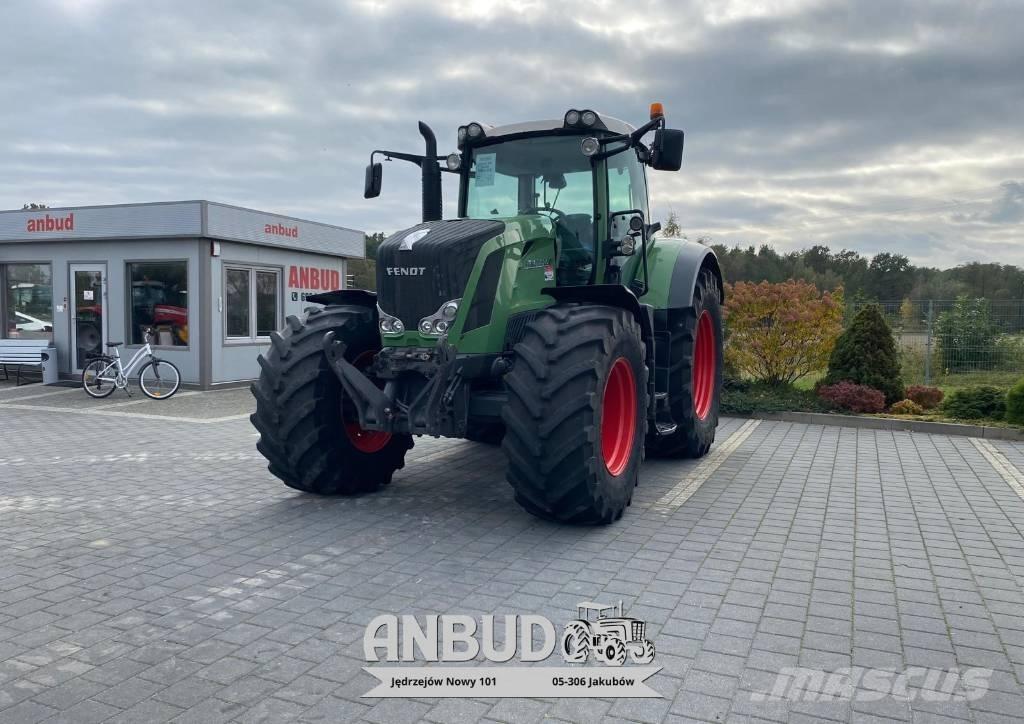 Fendt 826 Vario Traktorok