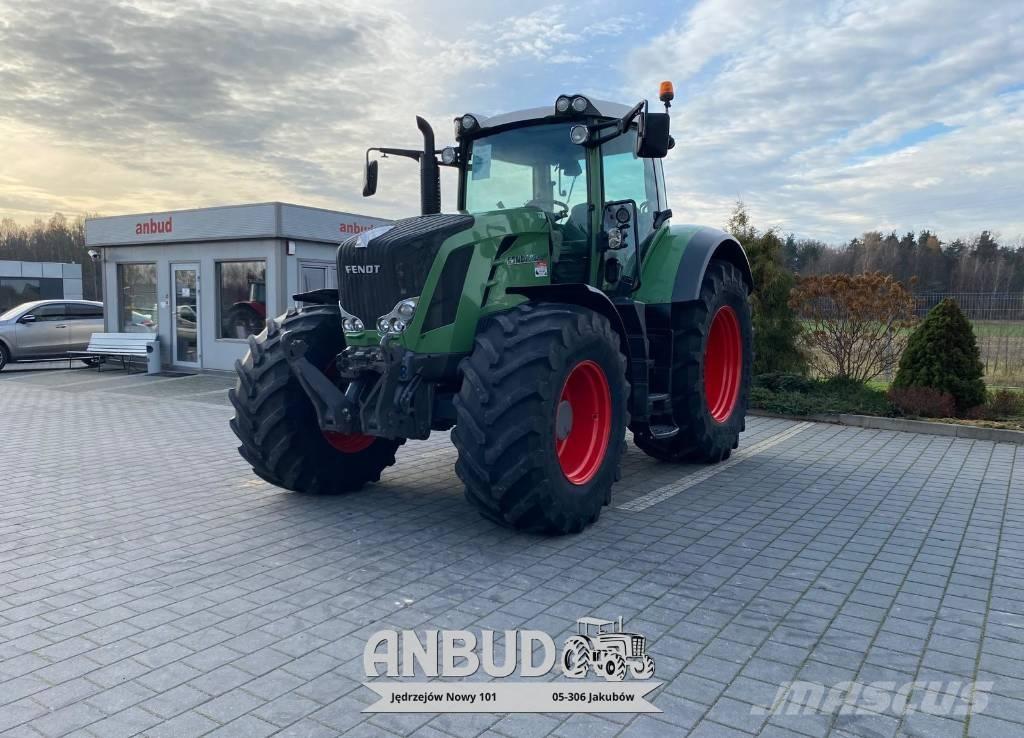 Fendt 826 Vario Traktorok