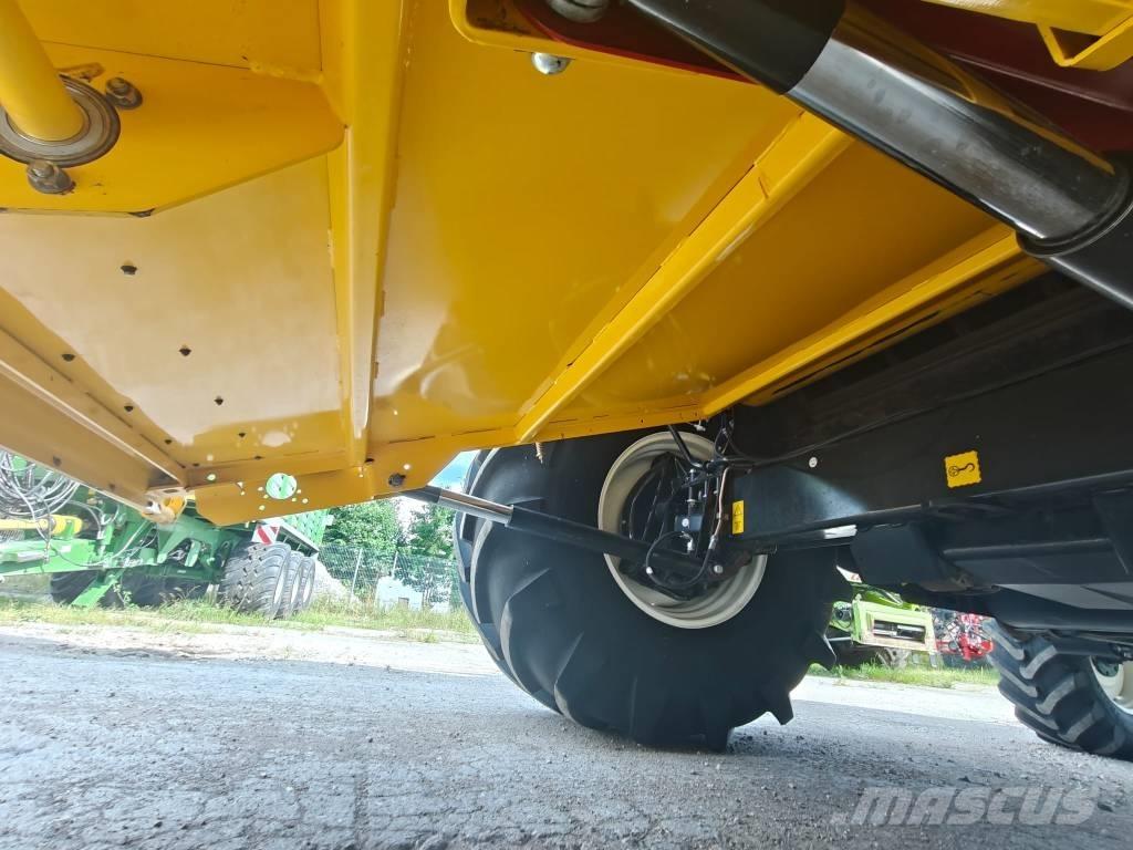 New Holland CX 6090 Kombájnok
