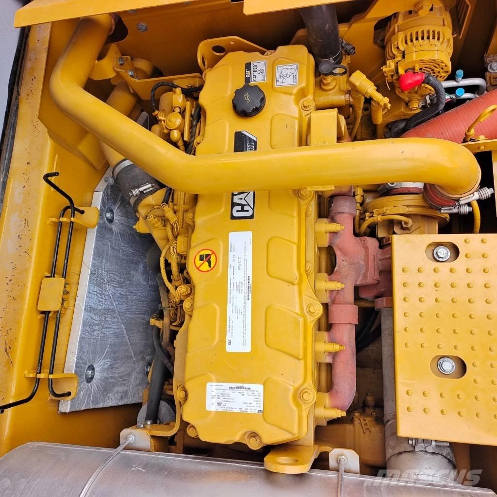 CAT 336 D2 Lánctalpas kotrók