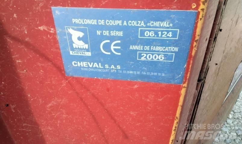 Cheval 6.7M Kombájn tartozékok