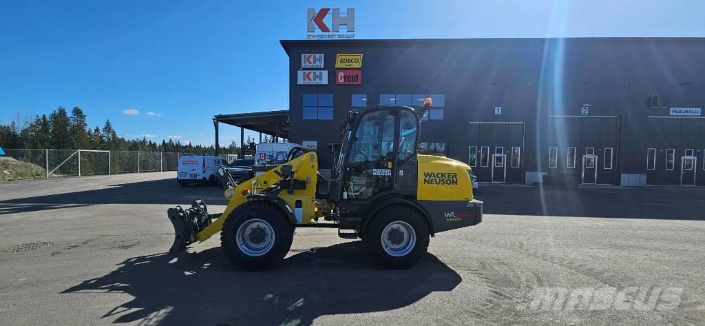 Wacker Neuson WL 60 Gumikerekes homlokrakodók
