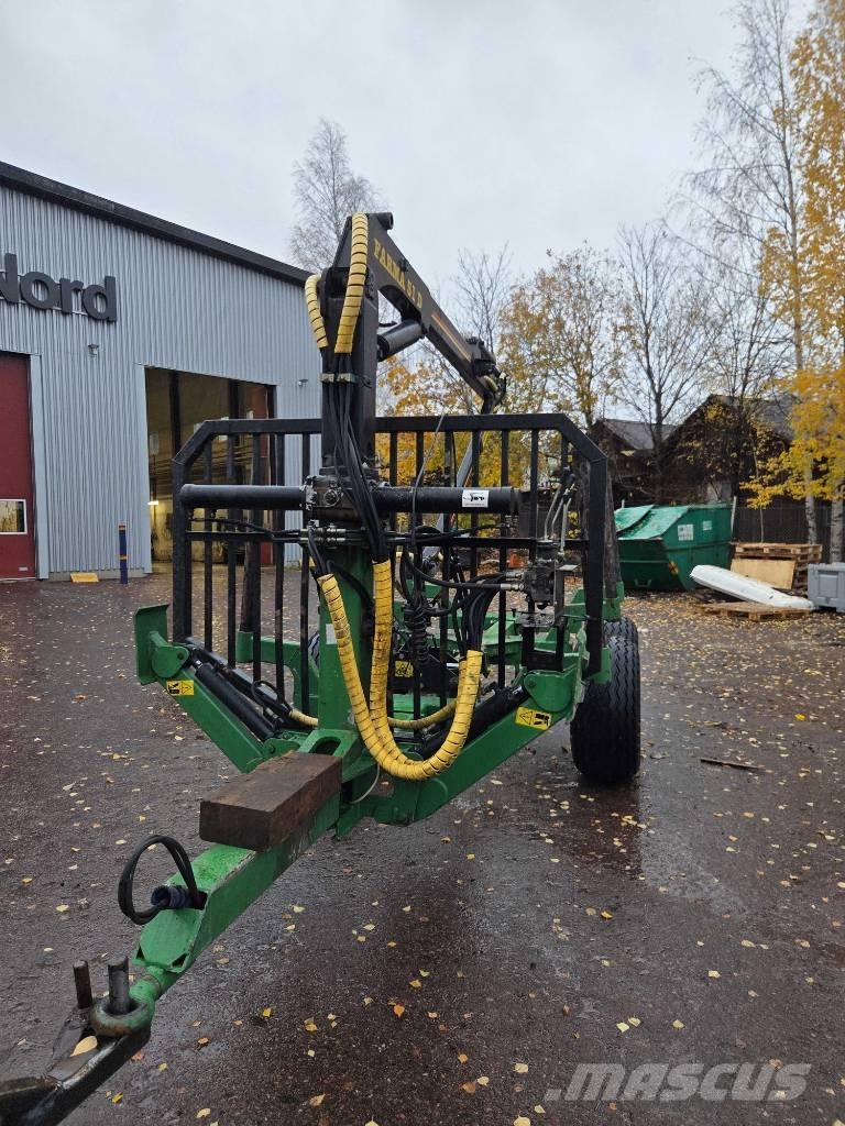 Farma 8T Erdészeti pótkocsik