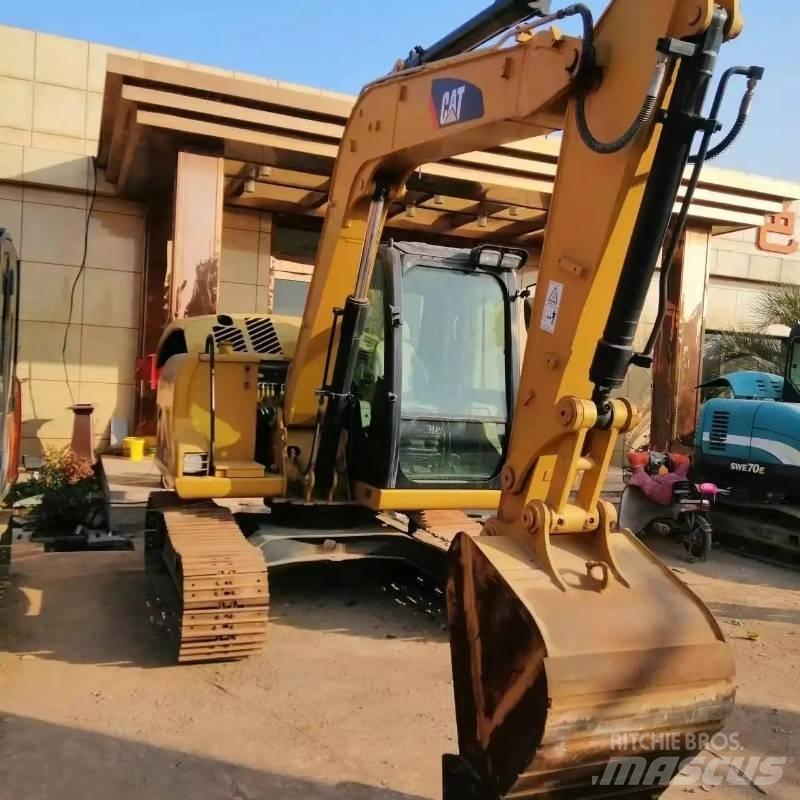CAT 307 Lánctalpas kotrók