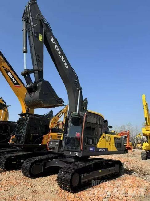 Volvo EC 240 Lánctalpas kotrók