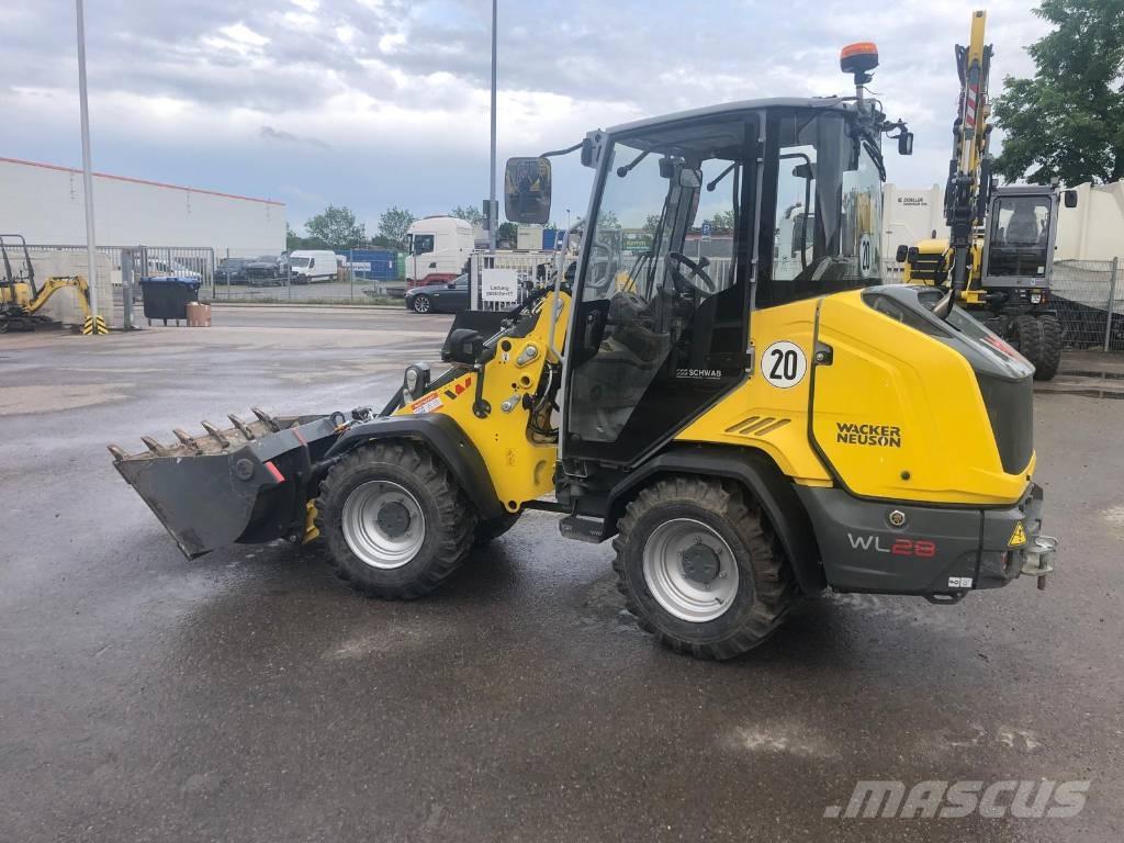 Wacker Neuson WL 28 Gumikerekes homlokrakodók