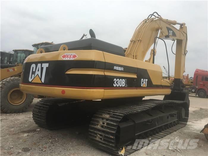 CAT 330 B L Lánctalpas kotrók