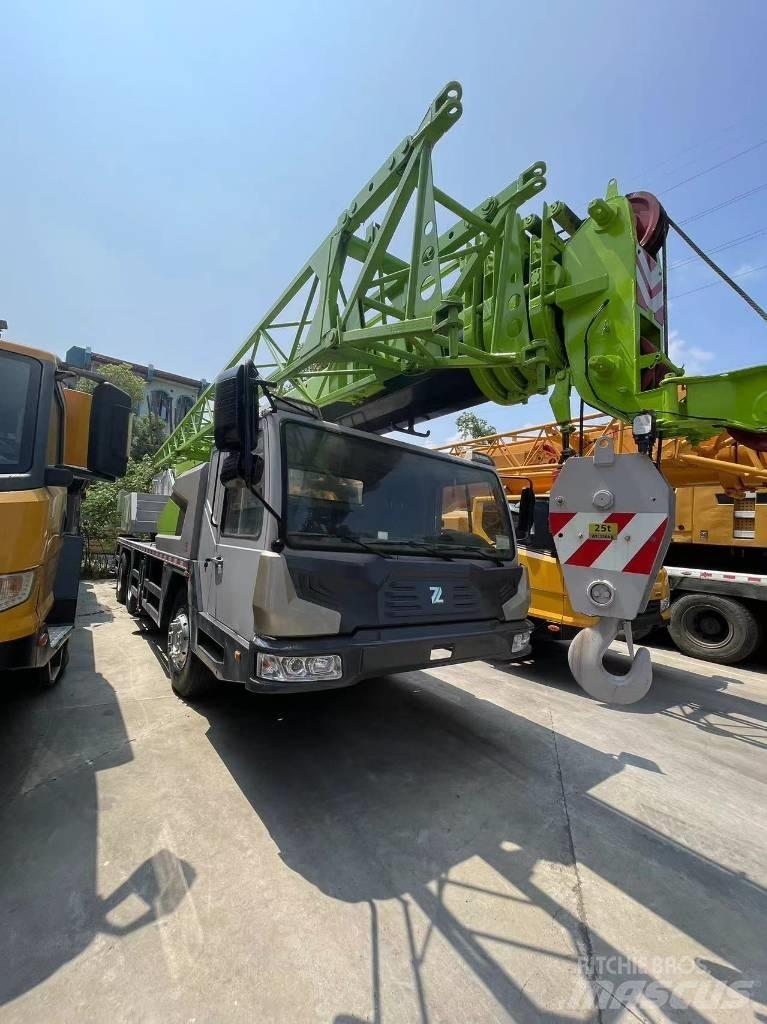 Zoomlion ZCT251V Terepdaruk