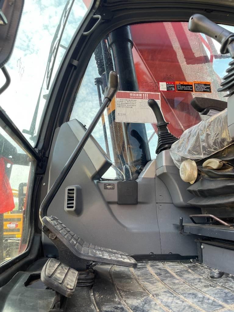 Doosan DX 225 LCA Lánctalpas kotrók