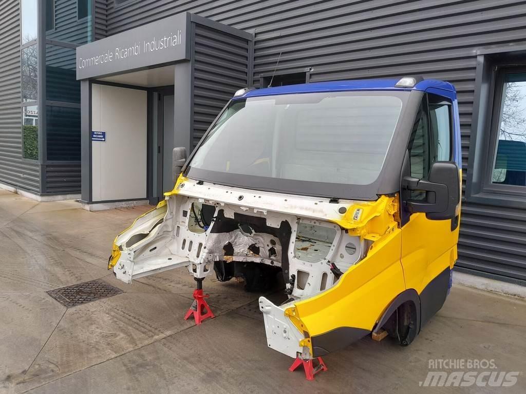 Iveco DAILY Vezetőfülke és belső tartozékok