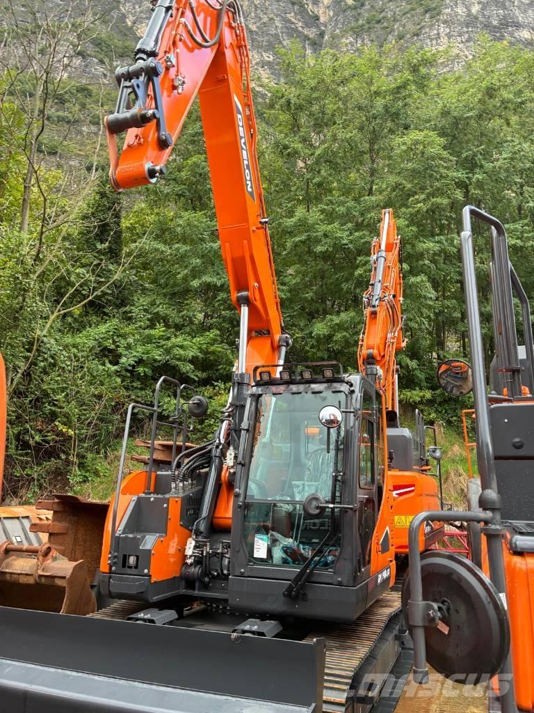 Develon DX 140 LCR-7 Lánctalpas kotrók