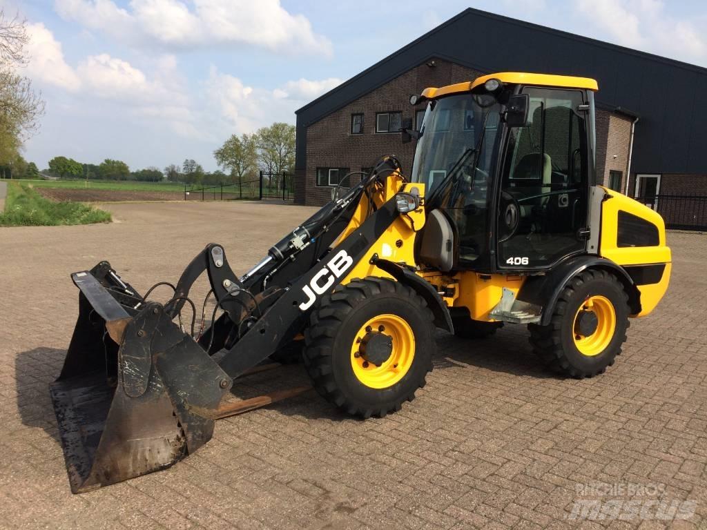 JCB 406 Gumikerekes homlokrakodók