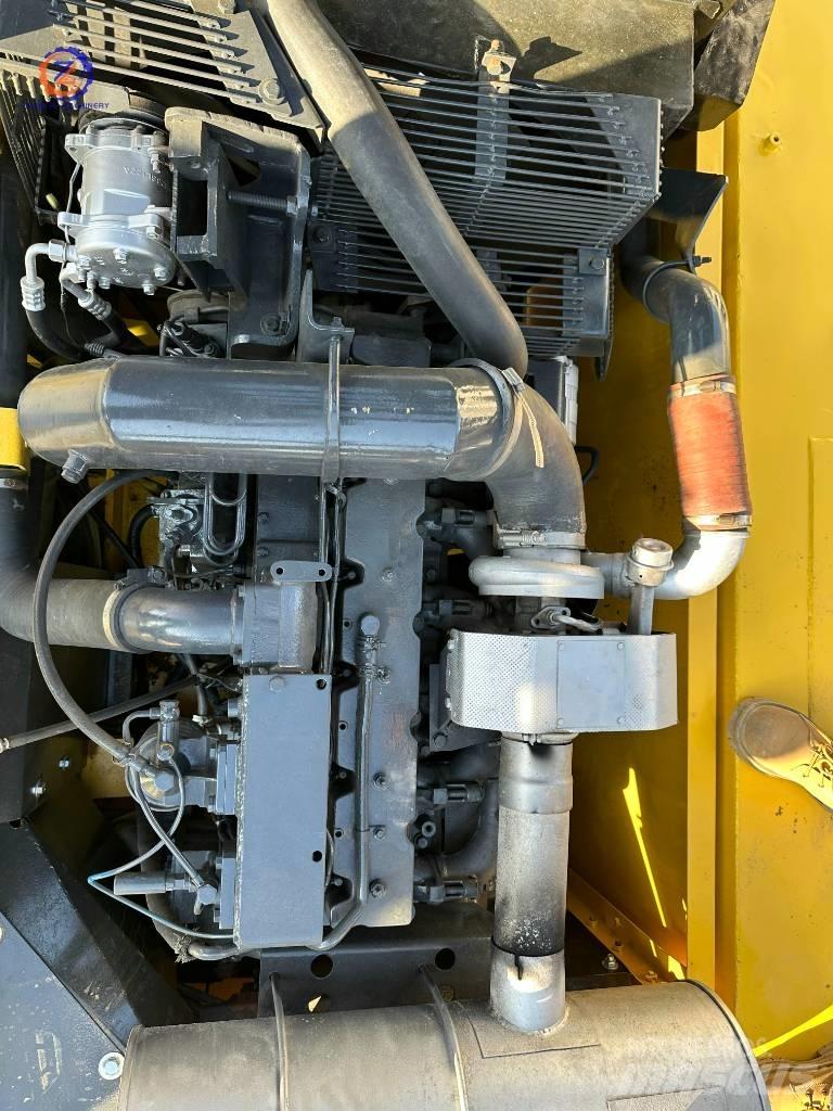 Komatsu PC 300 Lánctalpas kotrók