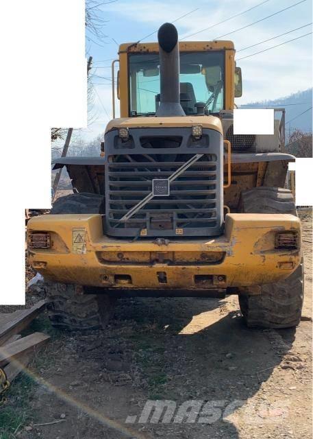 Volvo L 120 E Gumikerekes homlokrakodók
