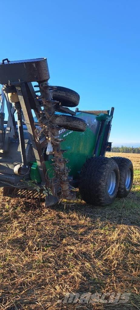 Kivi-Pekka KP 7 FD Kőfelszedők