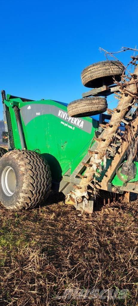 Kivi-Pekka KP 7 FD Kőfelszedők