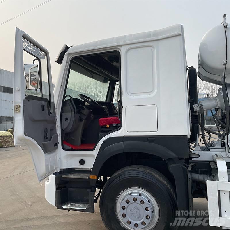 Howo 371 Betonkeverők/Betonpumpák