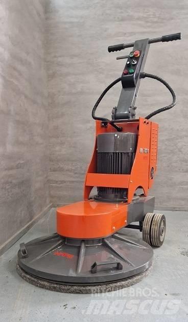  HTII BB 700 Betonsimító felszerelések