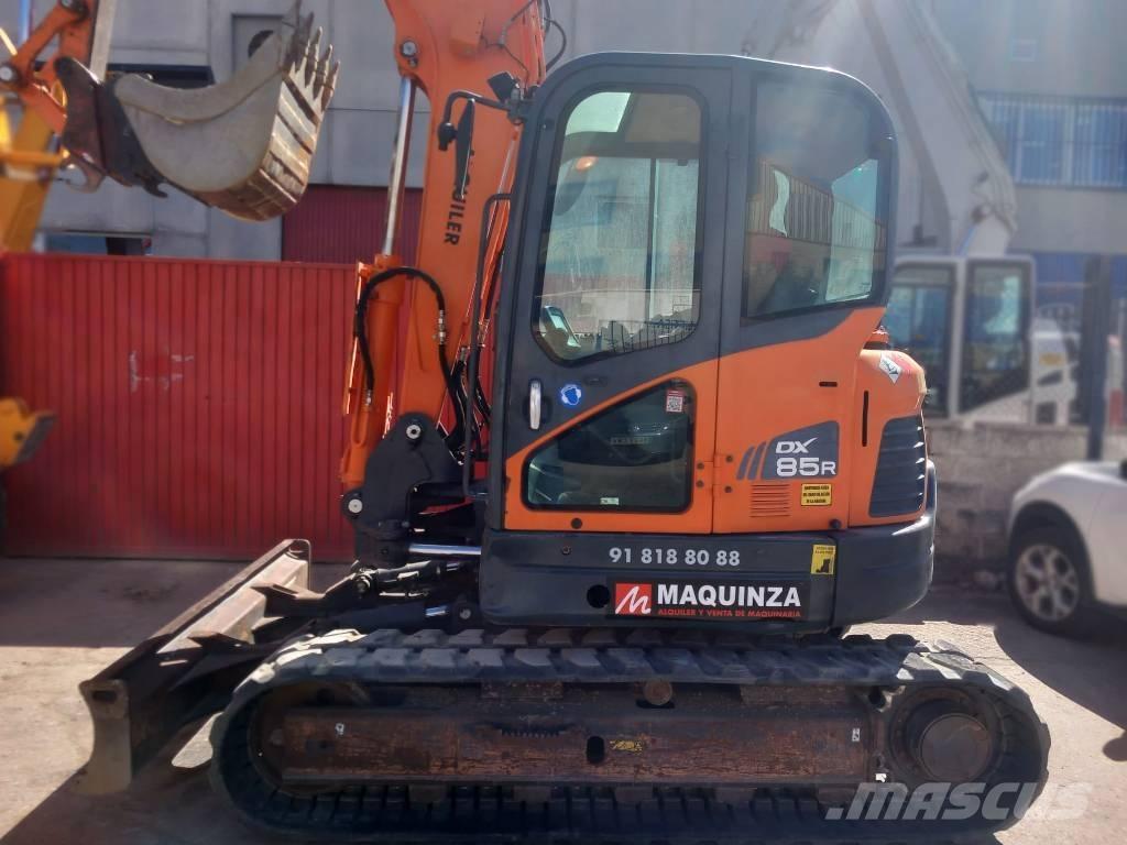 Doosan DX 85 R-3 Közepes (midi) kotrók 7 t - 12 t