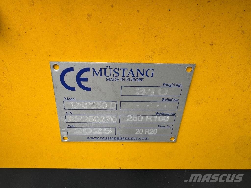 Mustang GRP 250 D Markolók