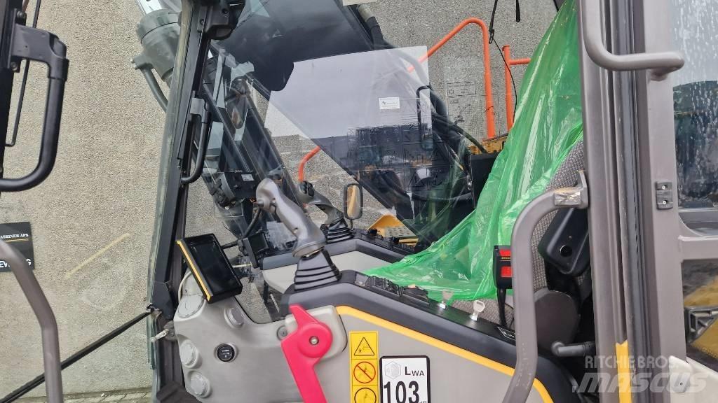 Volvo EC 250 EL Lánctalpas kotrók