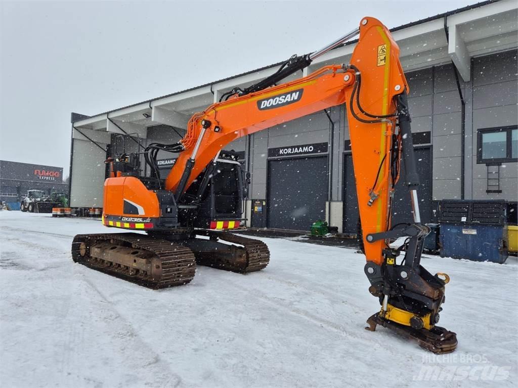 Doosan DX235LCR-5 Lánctalpas kotrók