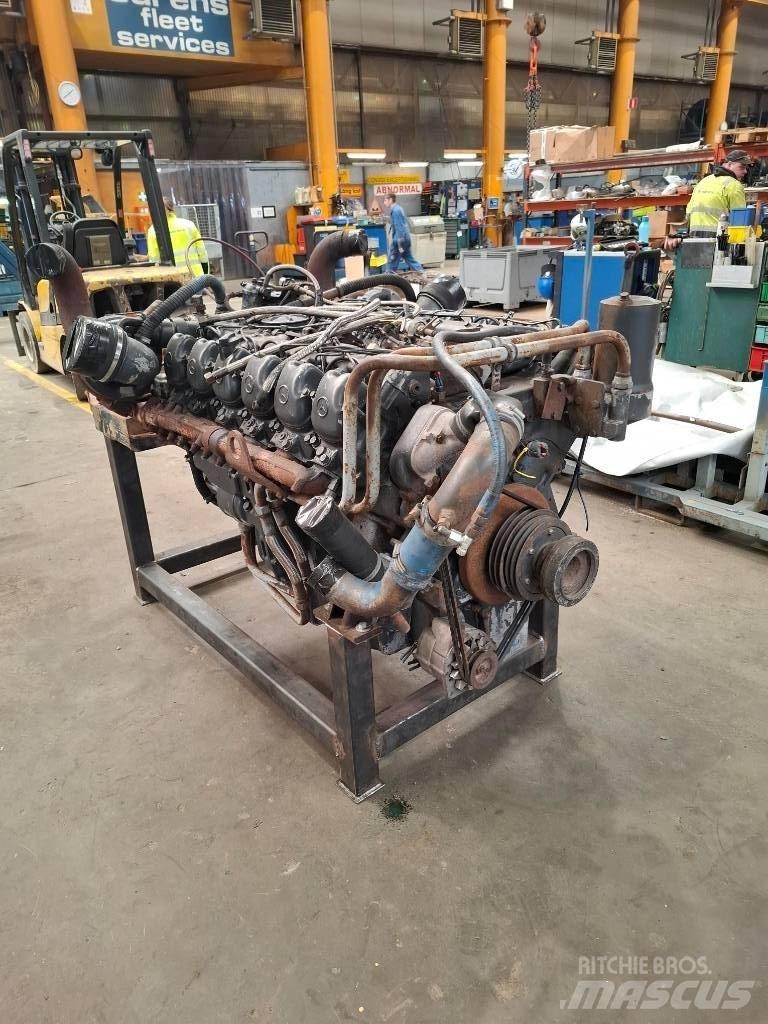 Mercedes-Benz OM424 Motorok