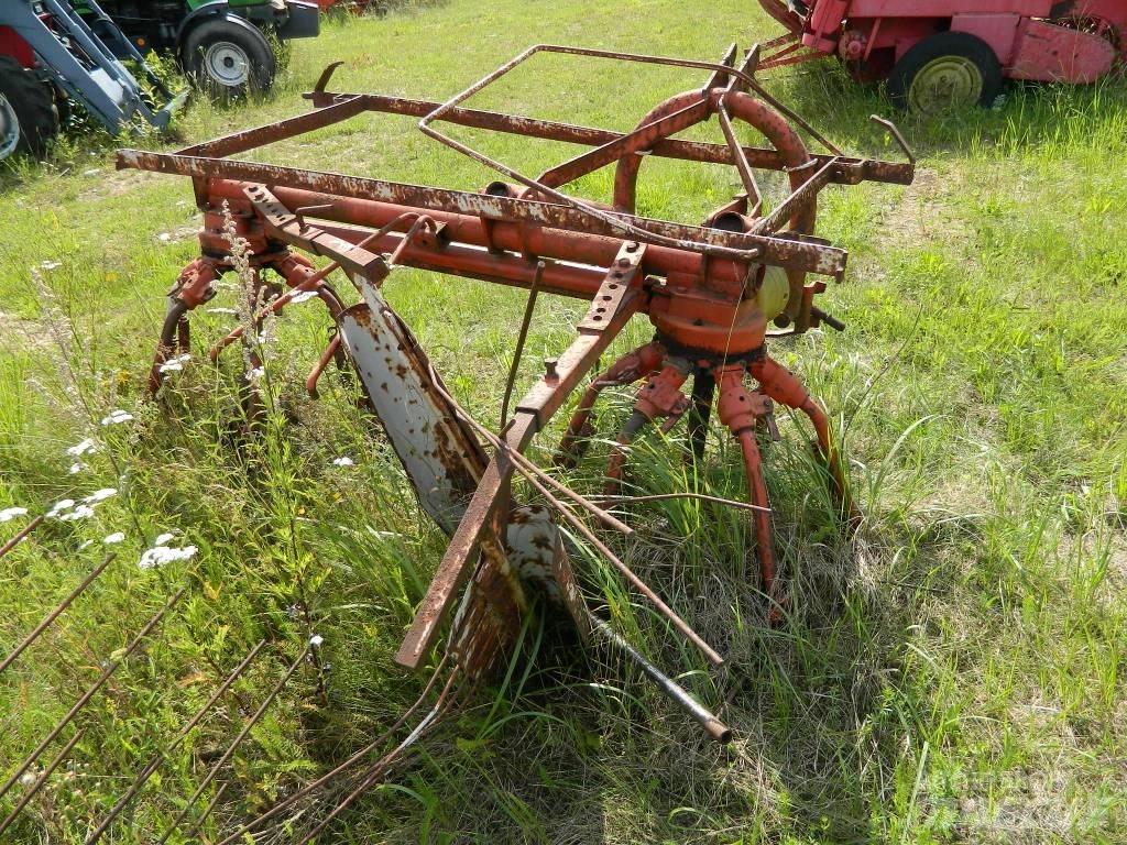 Kuhn 3.2 Rendkészítő