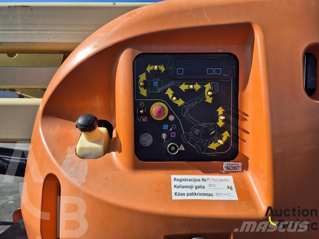 JLG 450 AJ Karos emelők