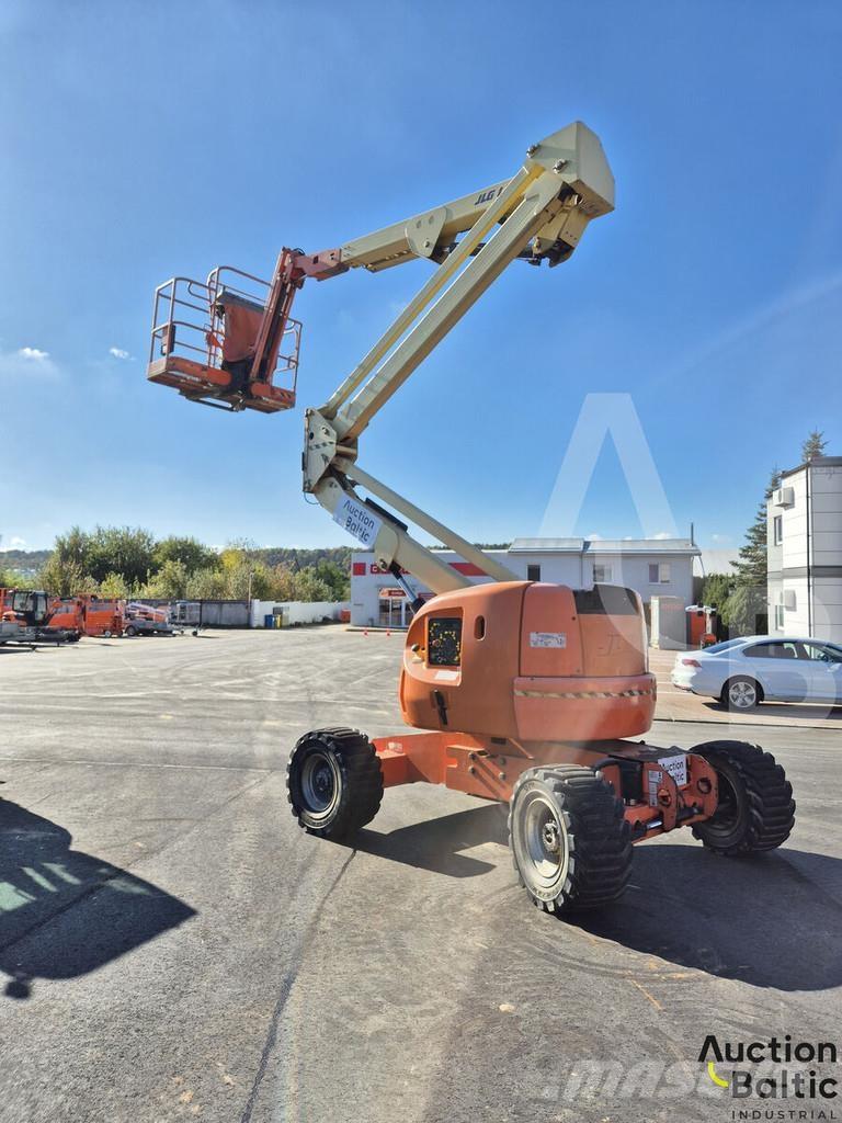 JLG 450 AJ Karos emelők