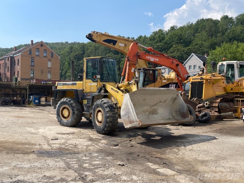 Komatsu WA 270-3 Gumikerekes homlokrakodók