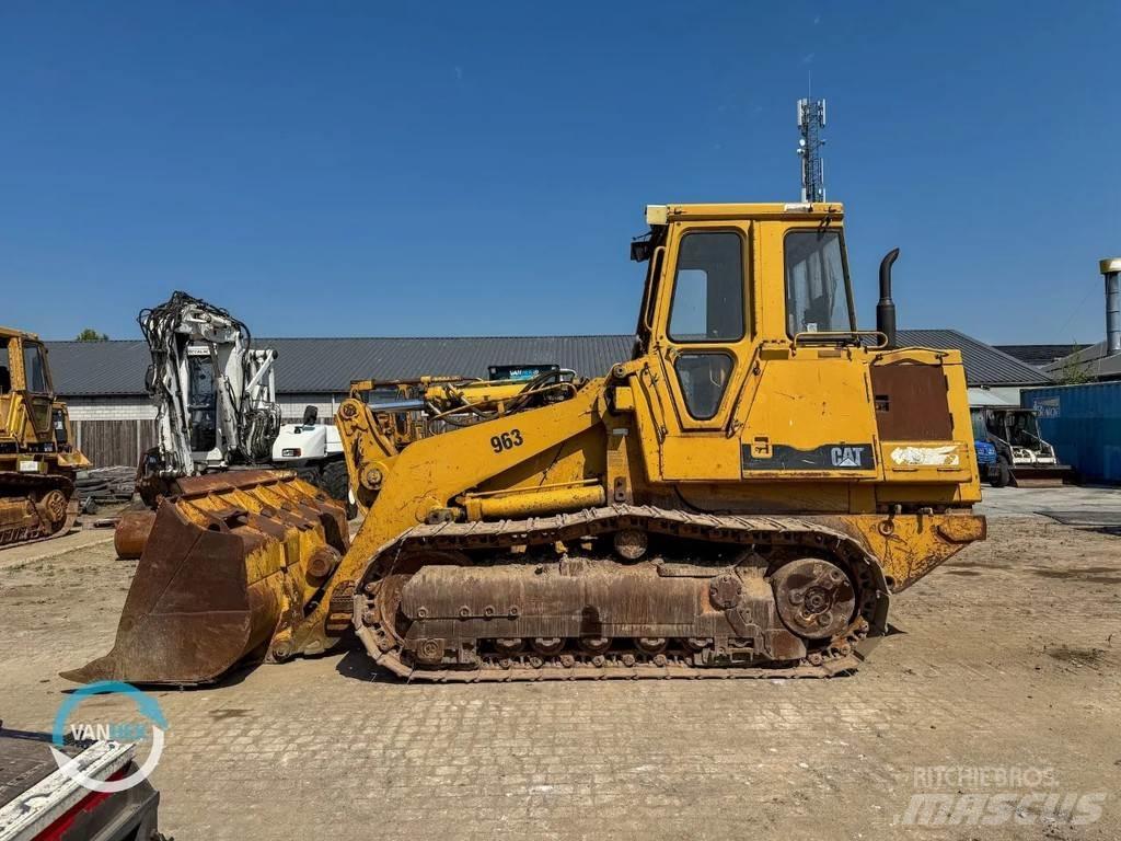 CAT 963 Lánctalpas homlokrakodók