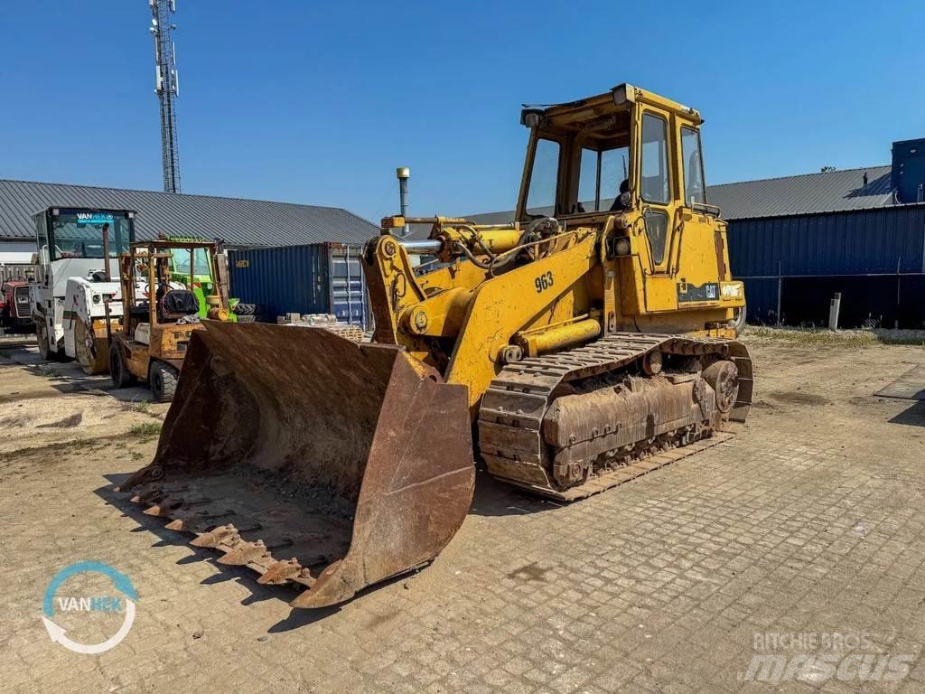 CAT 963 Lánctalpas homlokrakodók