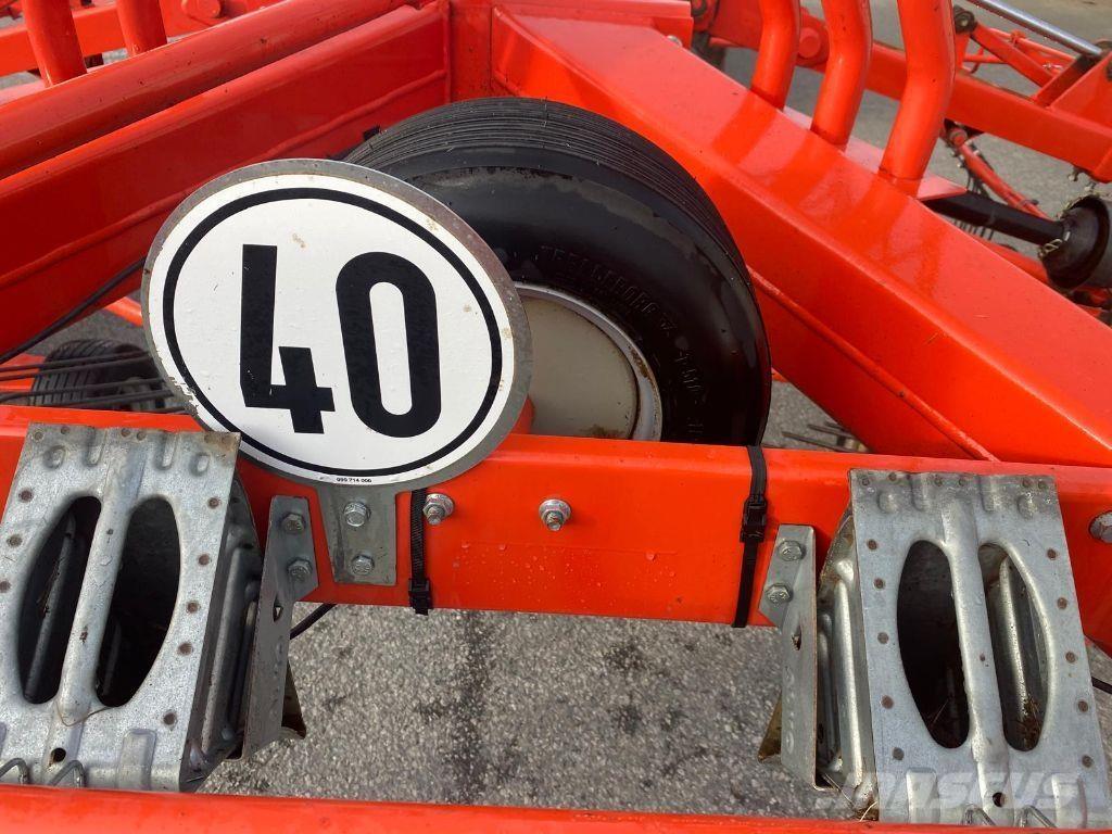 Kuhn GA 7501 Rendforgatók