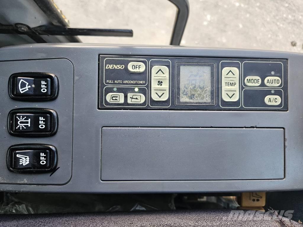 Komatsu PC 130-7K Lánctalpas kotrók