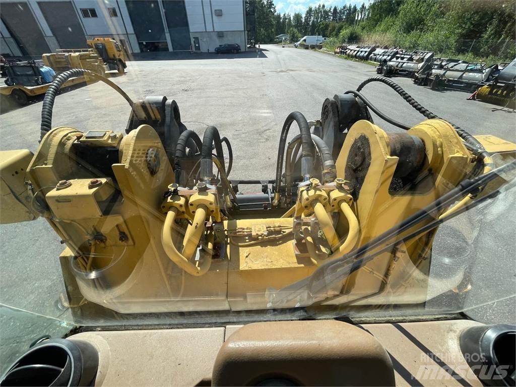 CAT 936F Gumikerekes homlokrakodók