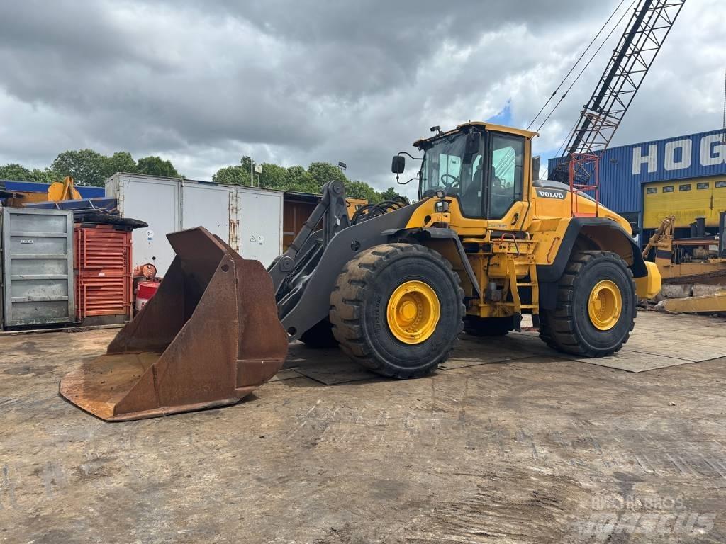 Volvo L 220 H Gumikerekes homlokrakodók