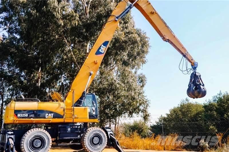 CAT M325 Mini kotrók < 7t