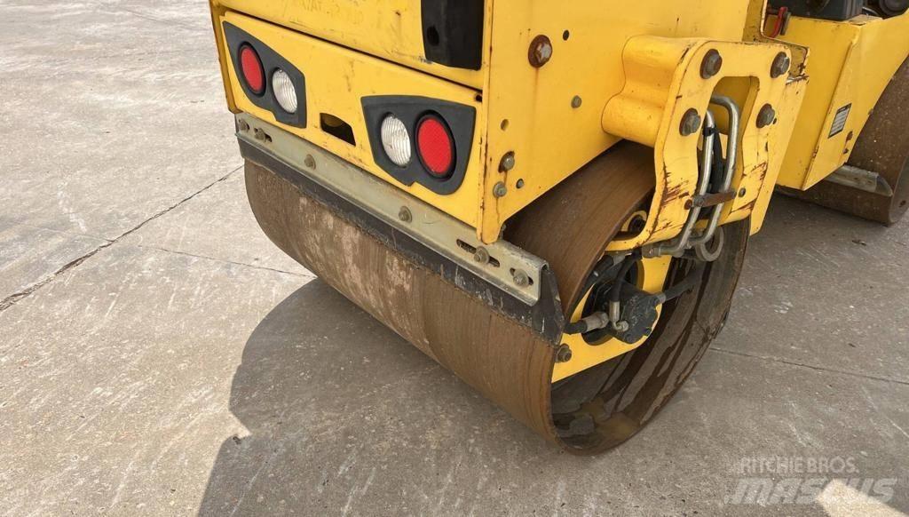 Bomag BW 100 AD M-5 Ikerdobos hengerek
