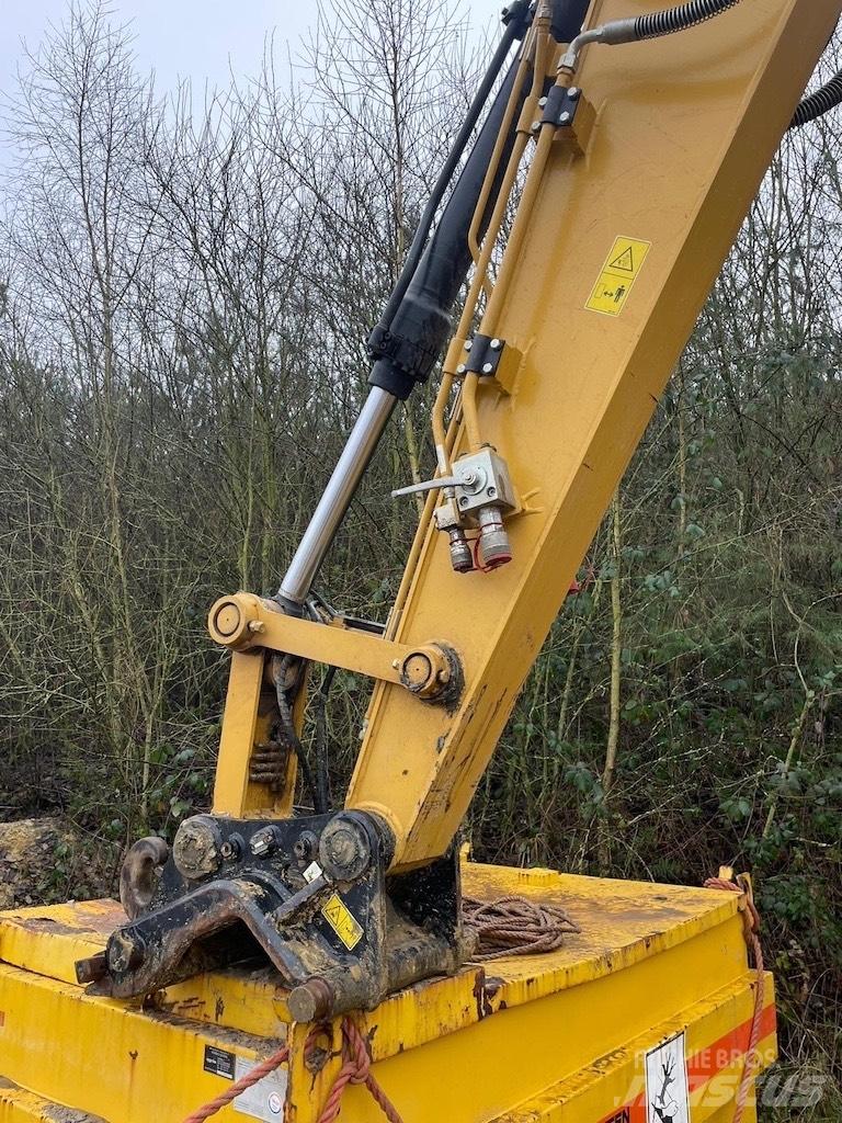 CAT 313GC Lánctalpas kotrók