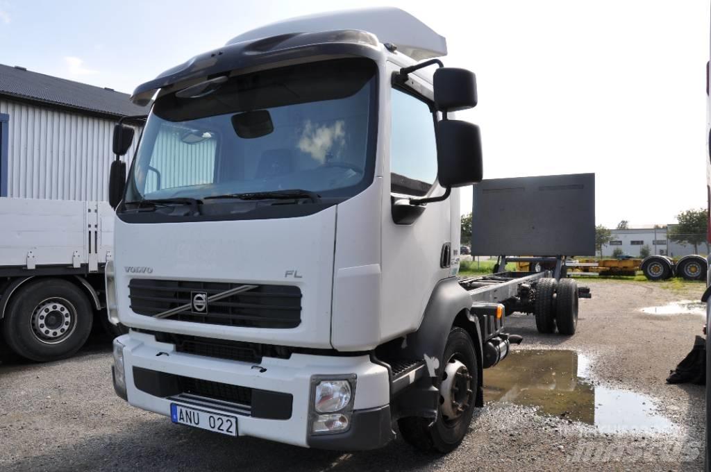 Volvo FL240 4x2 Fülkés alváz