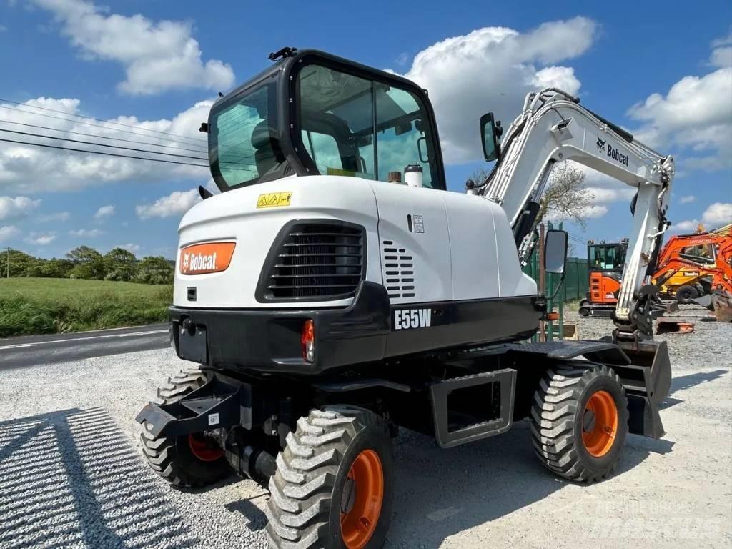 Bobcat E 55 W Gumikerekes kotrók