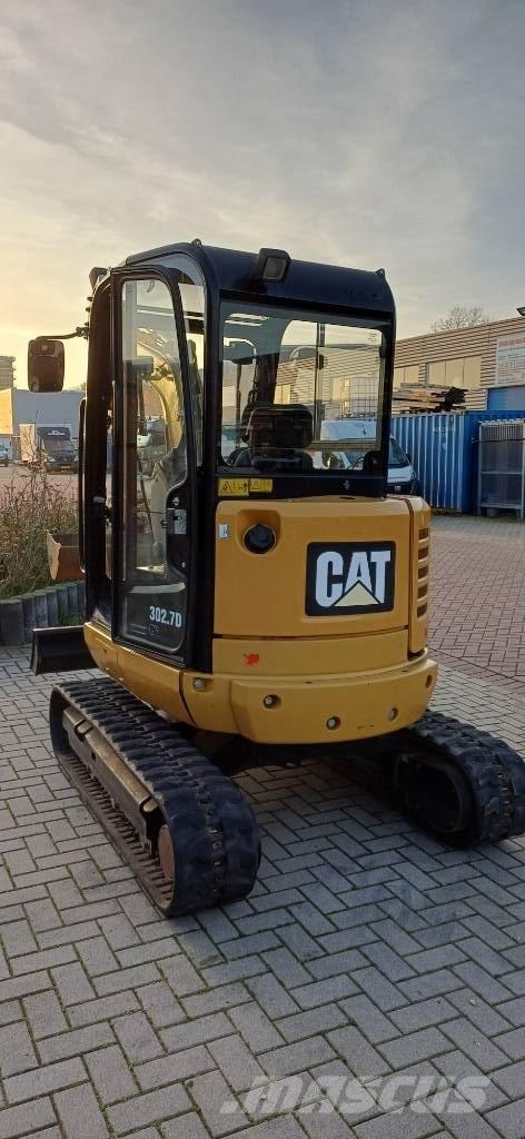 CAT 302.7 CR Mini kotrók < 7t