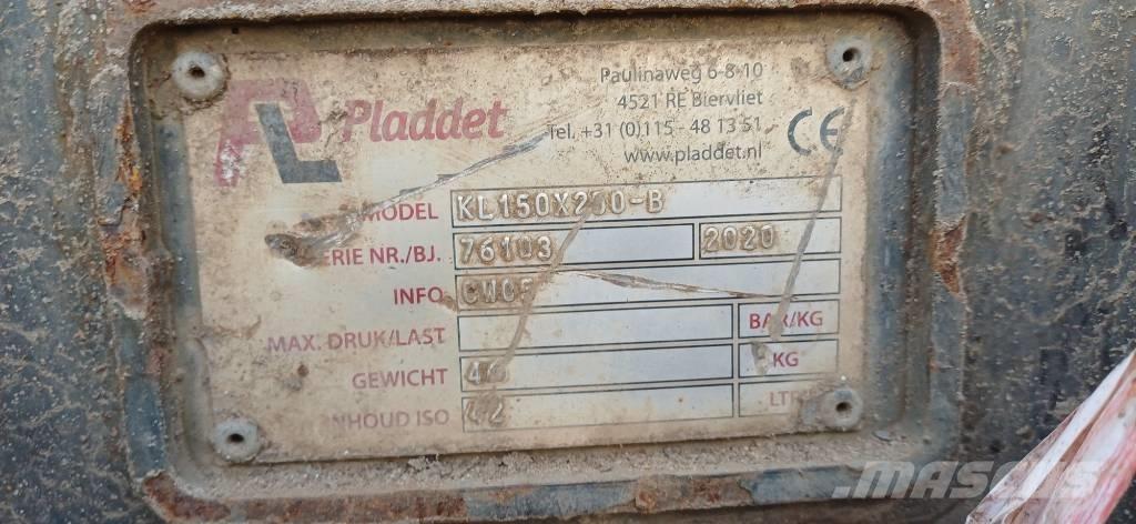 CAT 302.7 CR Mini kotrók < 7t