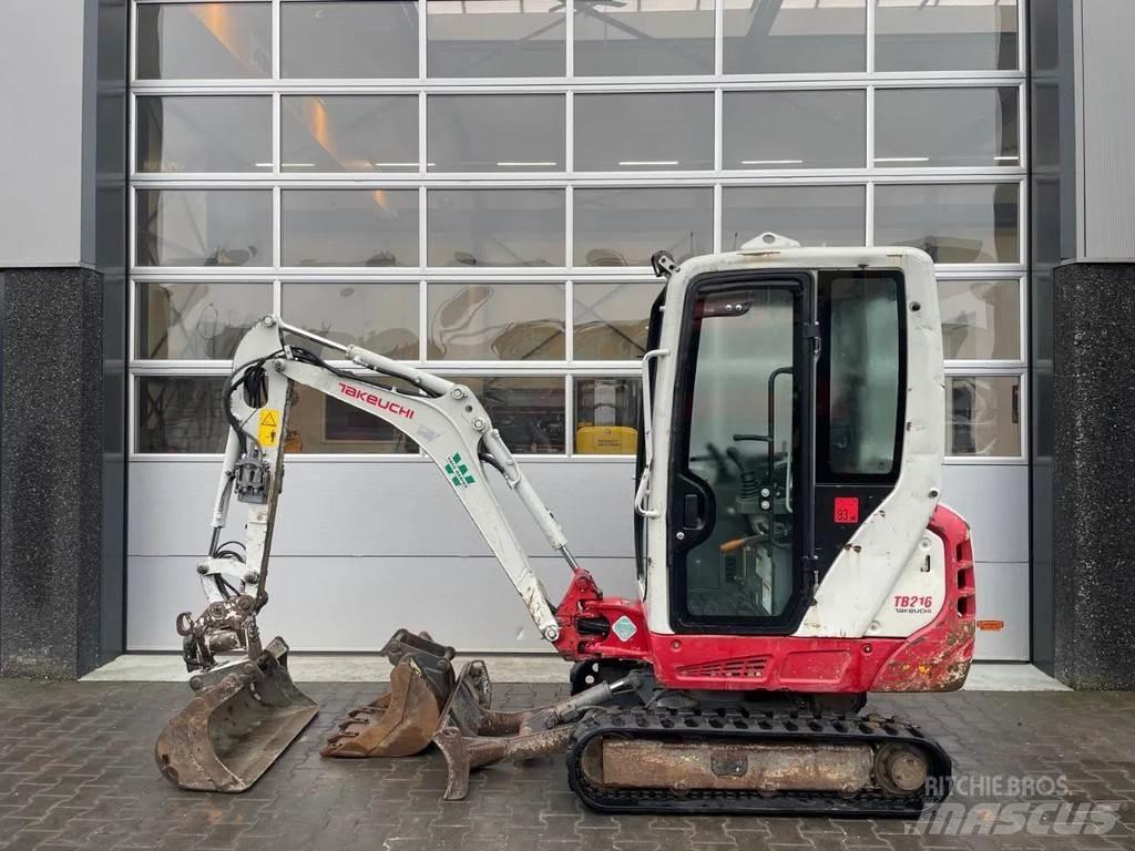 Takeuchi TB216 Mini kotrók < 7t
