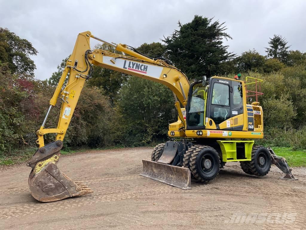 Komatsu PW 148-11 Gumikerekes kotrók