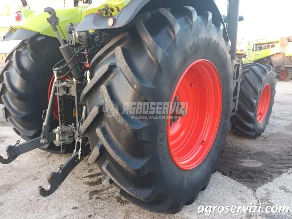 CLAAS Axion 830 Traktorok